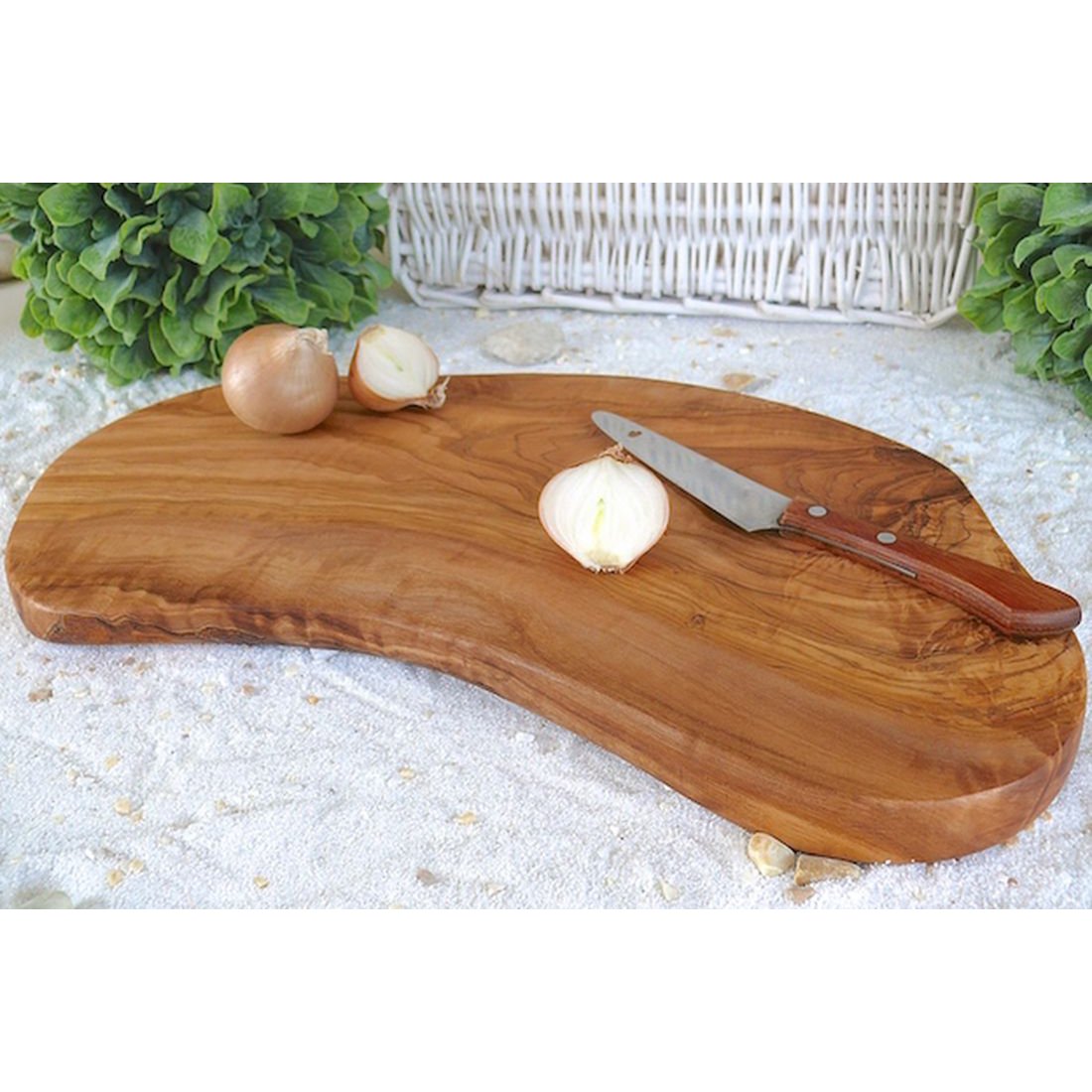 Rustieke Ontbijtplank 30-35 cm van Olijfhout – Groot en Veelzijdig